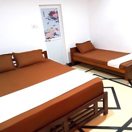 Appartement Sobaya à Anurâdhapura Extérieur photo