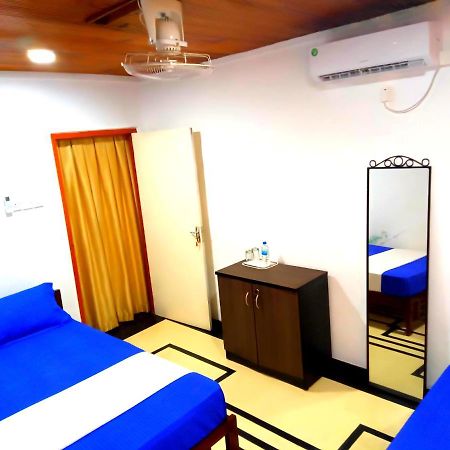 Appartement Sobaya à Anurâdhapura Extérieur photo