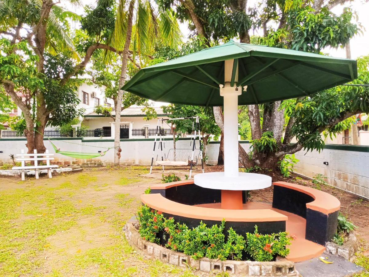 Appartement Sobaya à Anurâdhapura Extérieur photo