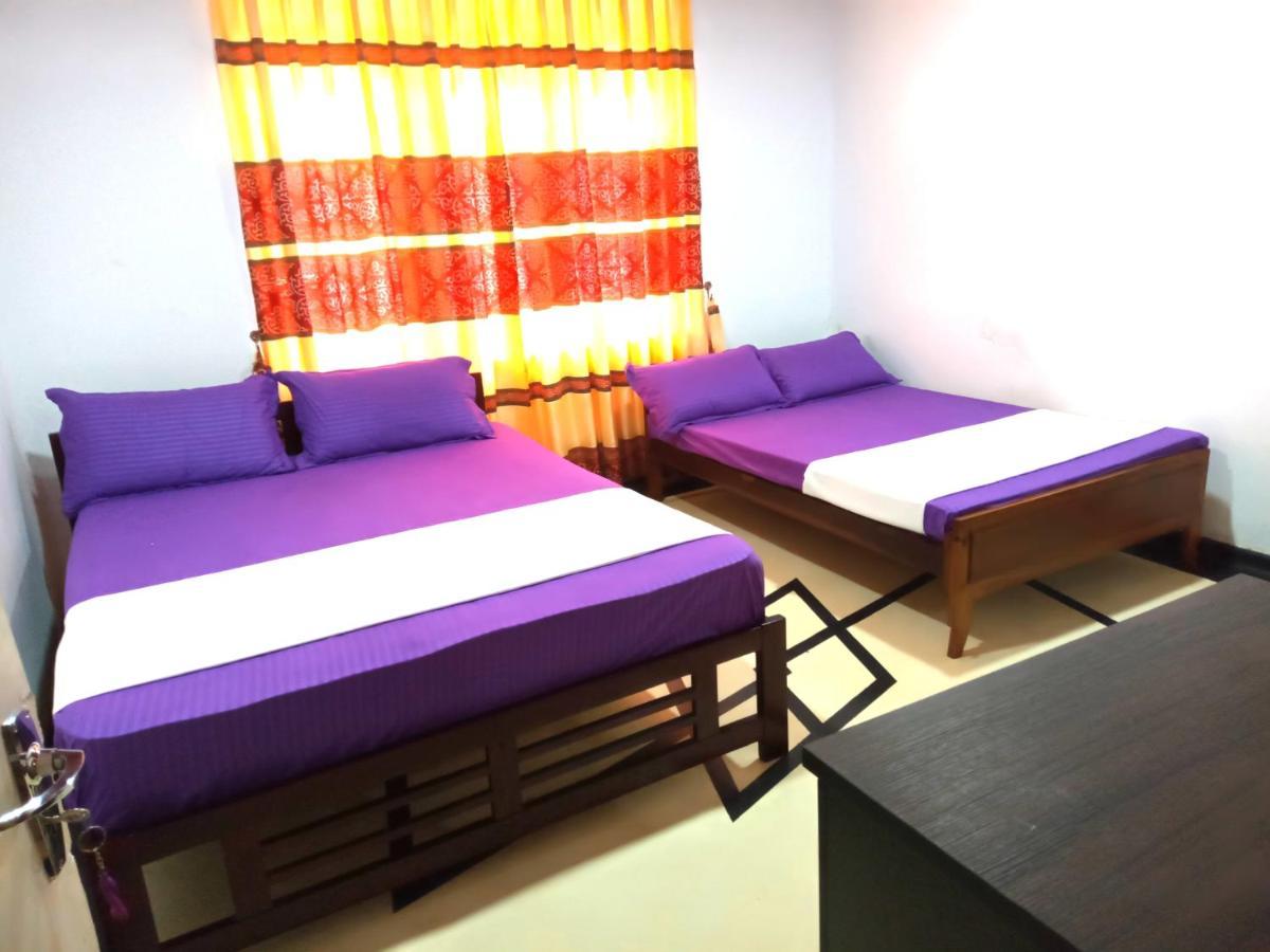 Appartement Sobaya à Anurâdhapura Extérieur photo
